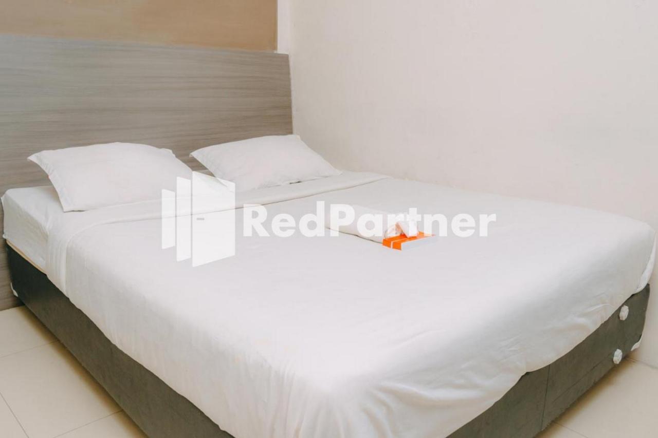 We Stay Residence Redpartner Surabaya Exterior foto