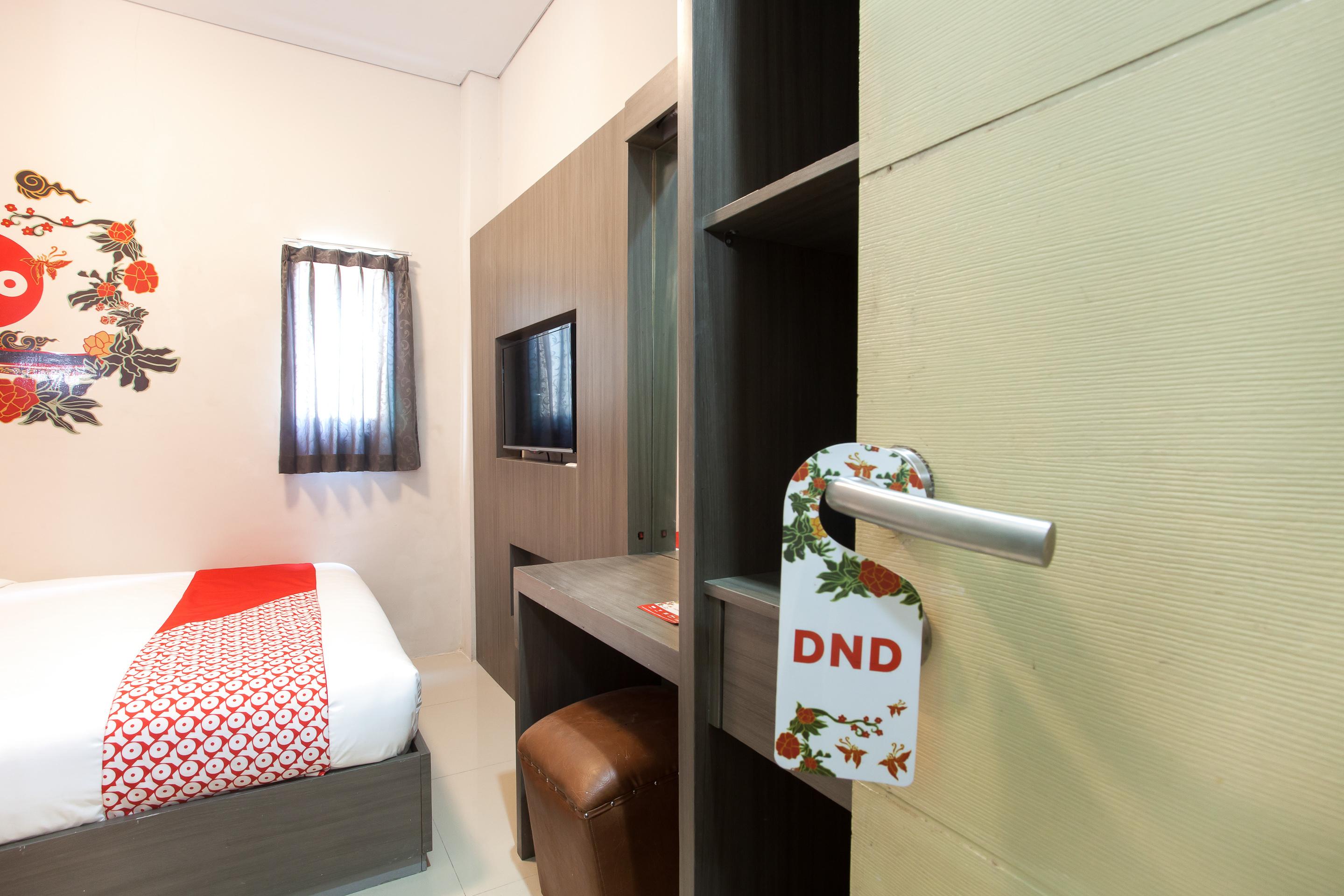 We Stay Residence Redpartner Surabaya Exterior foto
